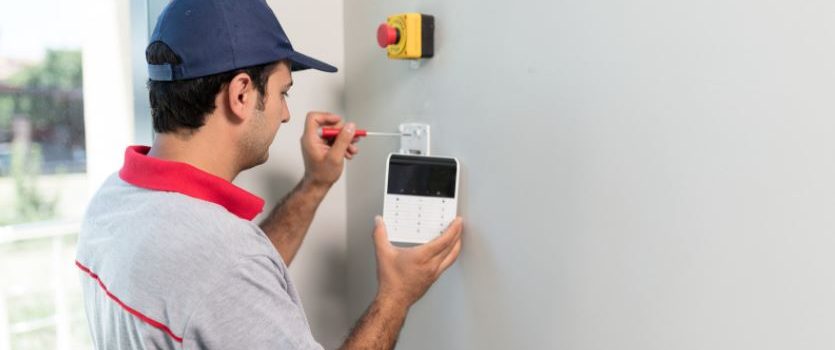 locksmith installing keypad