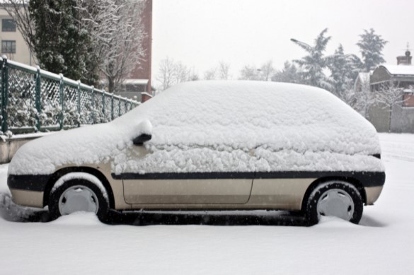 5 Ways To Unfreeze Car Door Locks