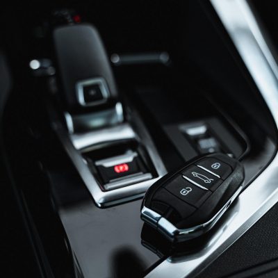 Key inside the car Key inside the car