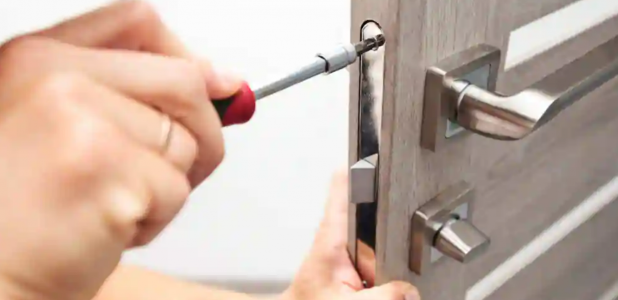 door lock repairs