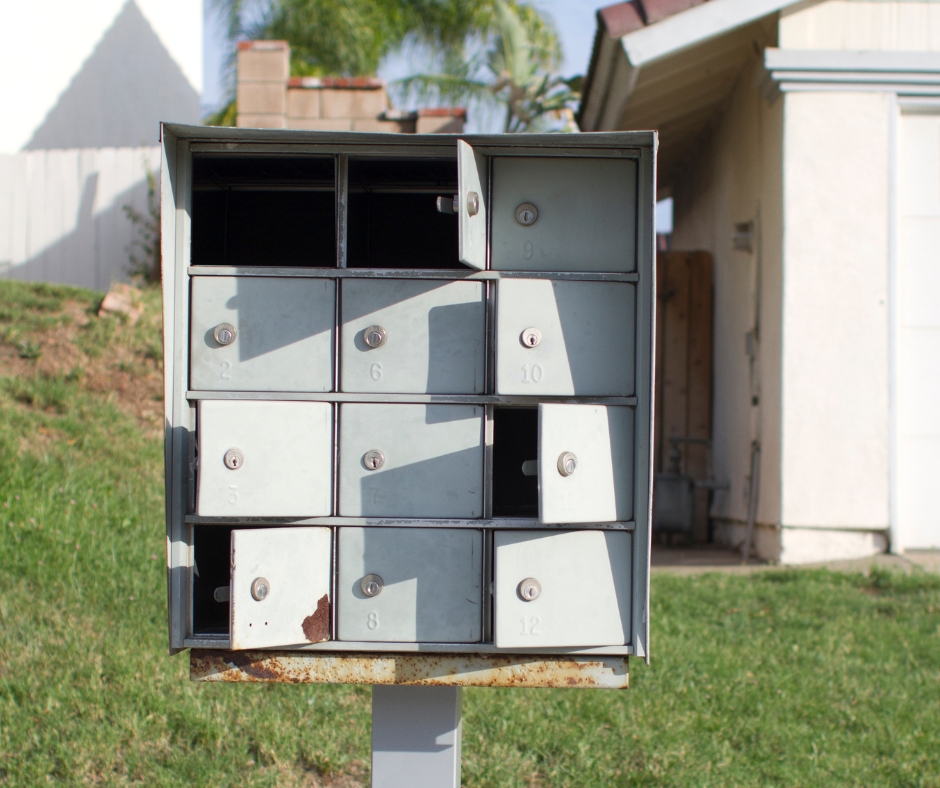 Theft protect mailbox